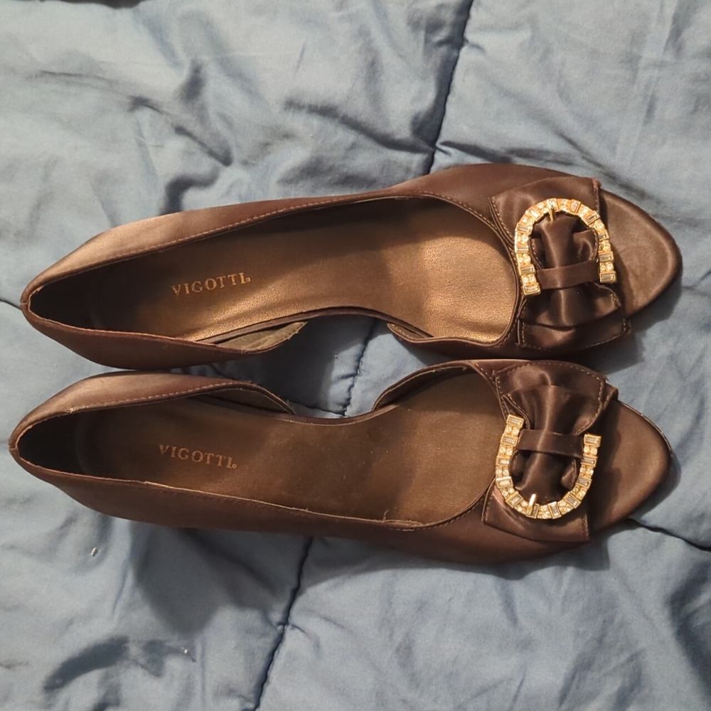 Vigotti brown Satan peep toe heel